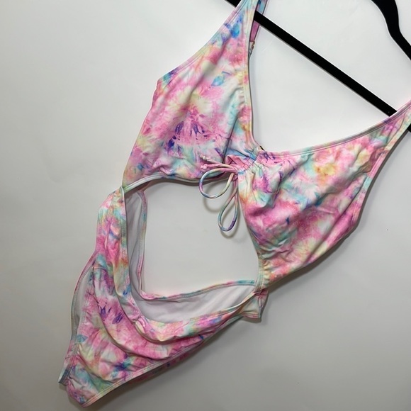 FTF Tabria Majors Jada Ruched Monokini swimsuit 0 - Picture 7 of 13